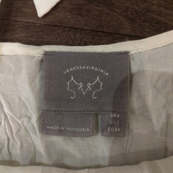 Vanessa Virginia Anthropologie - Pintuck Peplum Blouse Tie-Back | Size 2 | Cream - Picture 3 of 5